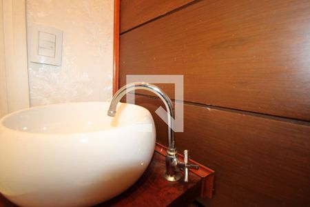 Casa à venda com 240m², 3 quartos e 4 vagasLavabo