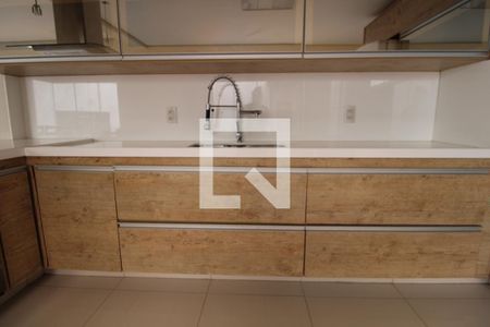 Casa à venda com 240m², 3 quartos e 4 vagasCozinha e sala de jantar