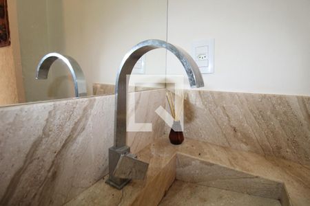 Casa à venda com 240m², 3 quartos e 4 vagasBanheiro da Varanda Gourmet