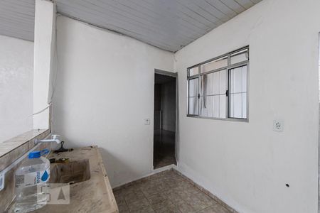 Cozinha e Sala de casa para alugar com 2 quartos, 40m² em Vila Santo Estevão, São Paulo