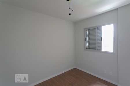 Quarto 1 de apartamento para alugar com 3 quartos, 80m² em São Geraldo, Belo Horizonte