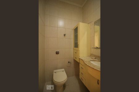 Banheiro de casa à venda com 2 quartos, 100m² em Lauzane Paulista, São Paulo