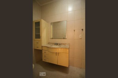 Banheiro de casa à venda com 2 quartos, 100m² em Lauzane Paulista, São Paulo