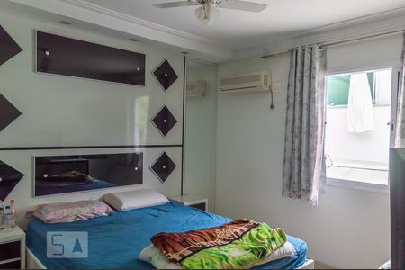 Casa à venda com 318m², 3 quartos e 2 vagasQuarto Suíte