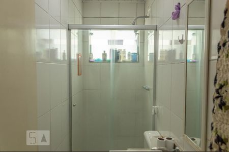 Casa à venda com 318m², 3 quartos e 2 vagasBanheiro