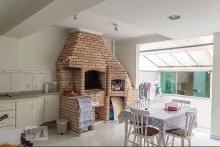 Casa à venda com 318m², 3 quartos e 2 vagasChurrasqueira