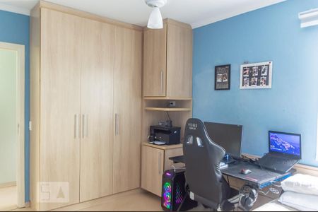 Casa à venda com 318m², 3 quartos e 2 vagasQuarto 2