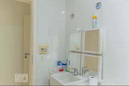 Casa à venda com 318m², 3 quartos e 2 vagasBanheiro da Suíte