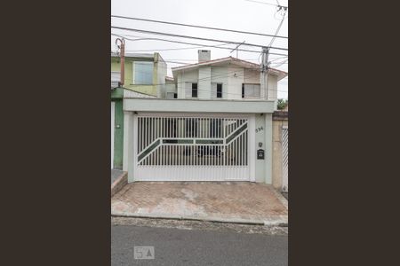 Casa à venda com 318m², 3 quartos e 2 vagasFachada