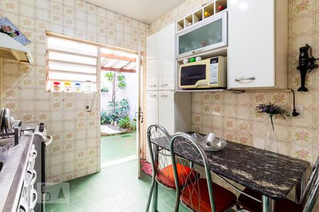 Casa à venda com 98m², 2 quartos e 1 vaga Casa à venda com 98m², 2 quartos e 1 vagaCozinha