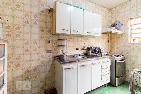 Casa à venda com 98m², 2 quartos e 1 vaga Casa à venda com 98m², 2 quartos e 1 vagaCozinha