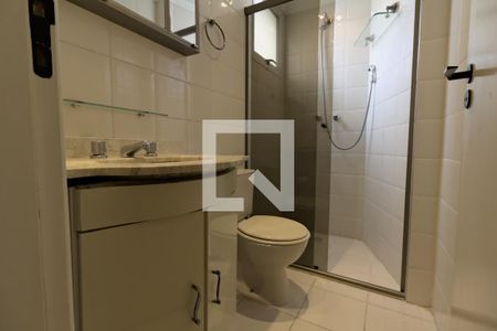 Apartamento para alugar com 50m², 2 quartos e 1 vaga Apartamento para alugar com 50m², 2 quartos e 1 vagaBanheiro da Suíte