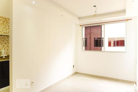 Sala de apartamento para alugar com 2 quartos, 44m² em Campo Grande, Rio de Janeiro