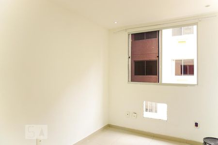 Quarto 1 de apartamento para alugar com 2 quartos, 44m² em Campo Grande, Rio de Janeiro