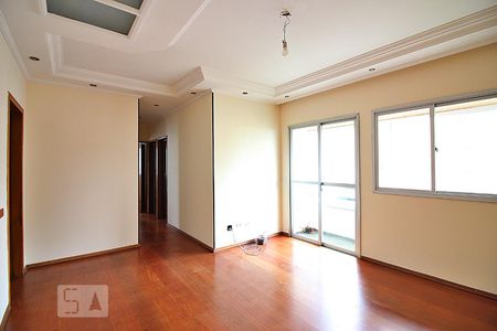 Sala  de apartamento para alugar com 3 quartos, 74m² em Planalto, São Bernardo do Campo