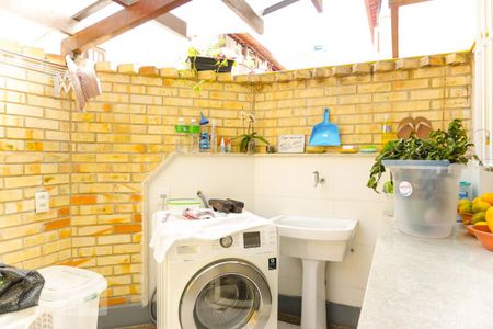 Casa de condomínio à venda com 263m², 4 quartos e 3 vagasÁrea de Serviço