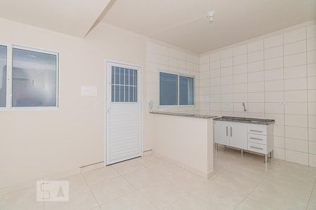 Sala e Cozinha de apartamento para alugar com 2 quartos, 47m² em Vila Gustavo, São Paulo