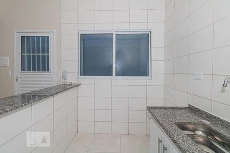 Sala e Cozinha de apartamento para alugar com 2 quartos, 47m² em Vila Gustavo, São Paulo