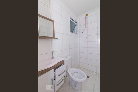 Banheiro de apartamento para alugar com 1 quarto, 31m² em Vila Gustavo, São Paulo