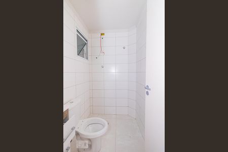 Banheiro de apartamento para alugar com 1 quarto, 31m² em Vila Gustavo, São Paulo