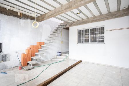 Casa para alugar com 75m², 2 quartos e 1 vaga Casa para alugar com 75m², 2 quartos e 1 vagaGaragem