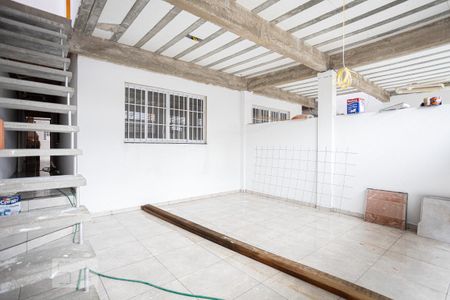 Casa para alugar com 75m², 2 quartos e 1 vaga Casa para alugar com 75m², 2 quartos e 1 vagaGaragem