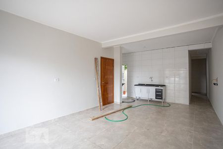 Casa para alugar com 75m², 2 quartos e 1 vaga Casa para alugar com 75m², 2 quartos e 1 vagaSala