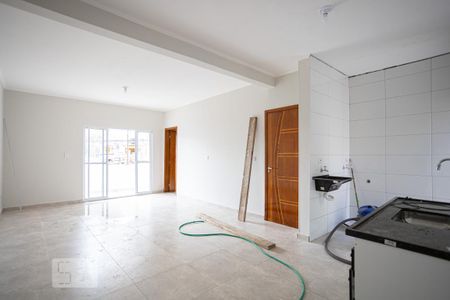 Casa para alugar com 75m², 2 quartos e 1 vaga Casa para alugar com 75m², 2 quartos e 1 vagaSala