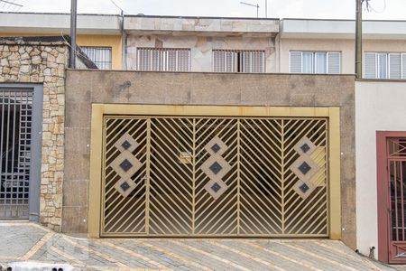 Casa à venda com 157m², 3 quartos e 3 vagasFachada