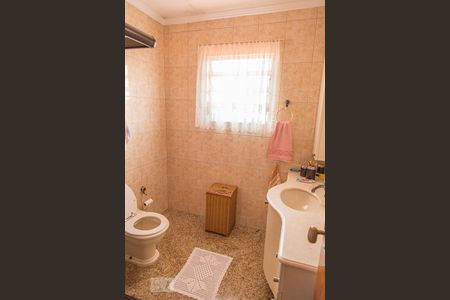 Casa à venda com 157m², 3 quartos e 3 vagasBanheiro Social