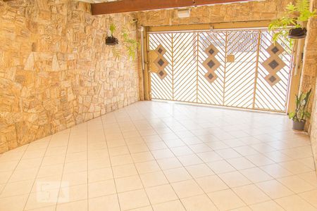 Casa à venda com 157m², 3 quartos e 3 vagasGaragem