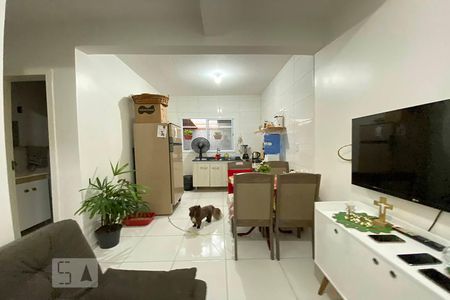 Sala de Estar de casa de condomínio à venda com 2 quartos, 55m² em Rondônia, Novo Hamburgo