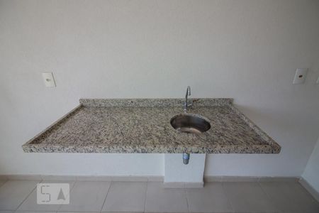 Varanda / Lavanderia de apartamento à venda com 3 quartos, 83m² em Vila Sônia, São Paulo