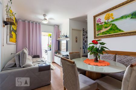 Sala de apartamento para alugar com 2 quartos, 48m² em Conceição, Osasco