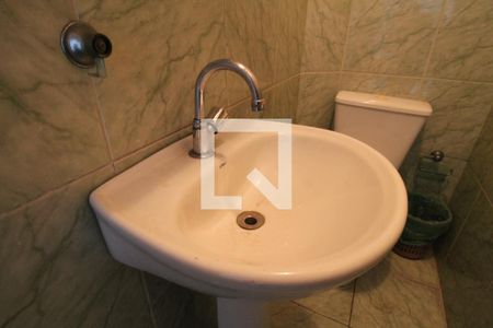 Casa à venda com 700m², 5 quartos e 4 vagasBanheiro 2