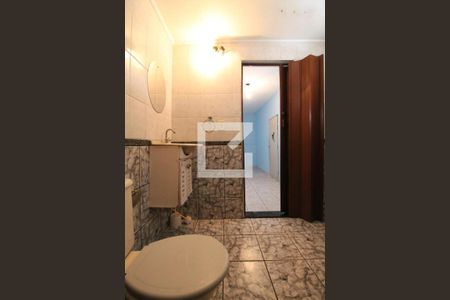 Casa à venda com 700m², 5 quartos e 4 vagasBanheiro da Suíte 1