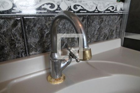 Casa à venda com 700m², 5 quartos e 4 vagasBanheiro 1