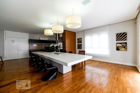 Apartamento para alugar com 78m², 2 quartos e 1 vaga Apartamento para alugar com 78m², 2 quartos e 1 vagaÁrea comum - Salão de festas