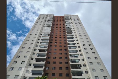Apartamento para alugar com 78m², 2 quartos e 1 vaga Apartamento para alugar com 78m², 2 quartos e 1 vagaFachada