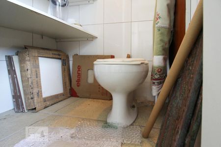 Apartamento para alugar com 136m², 3 quartos e 1 vaga Apartamento para alugar com 136m², 3 quartos e 1 vagaBanheiro de Serviço