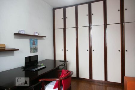 Casa à venda com 90m², 2 quartos e 2 vagasQuarto 2 