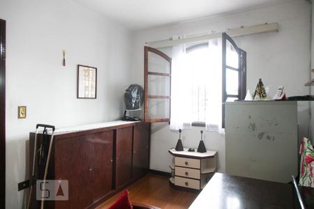 Casa à venda com 90m², 2 quartos e 2 vagasQuarto 2 