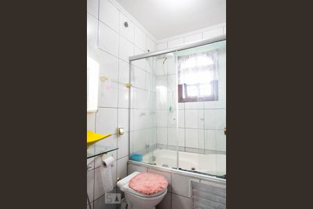 Casa à venda com 90m², 2 quartos e 2 vagasBanheiro 