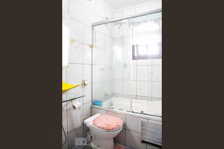 Casa à venda com 90m², 2 quartos e 2 vagasBanheiro 