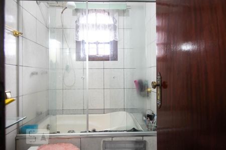 Casa à venda com 90m², 2 quartos e 2 vagasBanheiro 