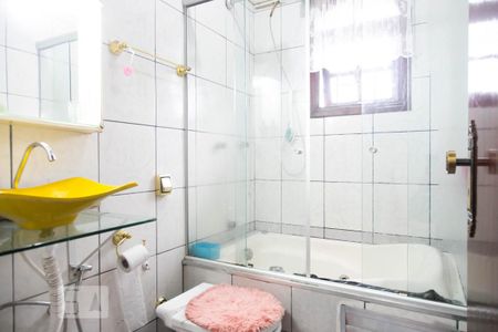Casa à venda com 90m², 2 quartos e 2 vagasBanheiro 
