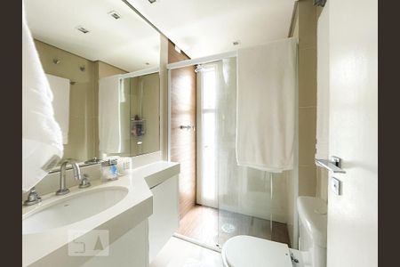 Apartamento à venda com 105m², 2 quartos e 1 vagaBanheiro da Suíte 1