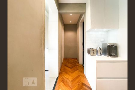Corredor de apartamento à venda com 2 quartos, 105m² em Jardim Paulista, São Paulo