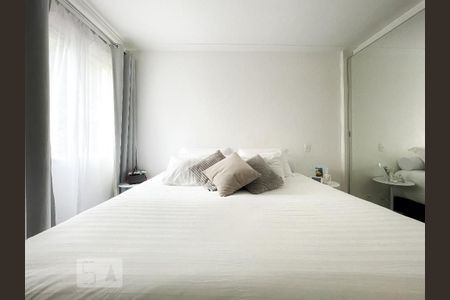 Apartamento à venda com 105m², 2 quartos e 1 vagaQuarto 2 - Suíte