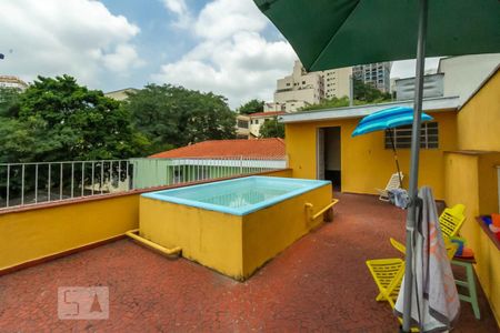 Casa à venda com 269m², 3 quartos e 5 vagasTerraço com piscina